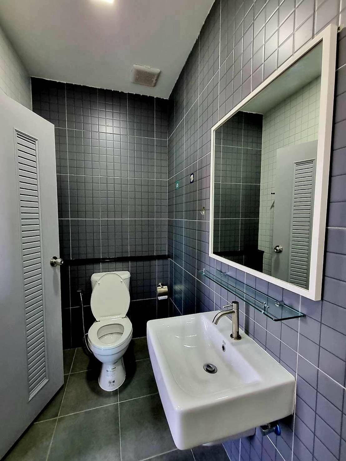 Aqua Residences อควา เรสซิเดนซ์ ห้องพักใหม่ให้เช่า ติดรถไฟฟ้าสถานีวุฒากาศ Bangkok Bagian luar foto